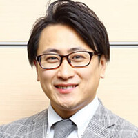 株式会社 船井総合研究所 相続グループ　マネージング・ディレクター　小高 健詩