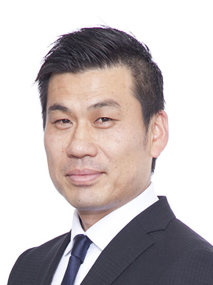 西川佳孝