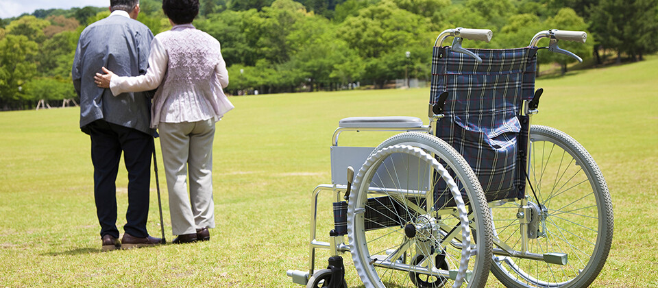 【人材業界向け】介護人材紹介ビジネス：粗利率100％！営業社員数名で粗利１億円を実現可能な新規事業！