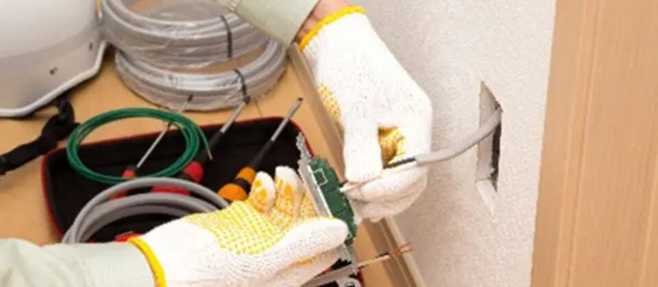 公共電気工事とは?許可取得・経審・入札戦略まで徹底解説